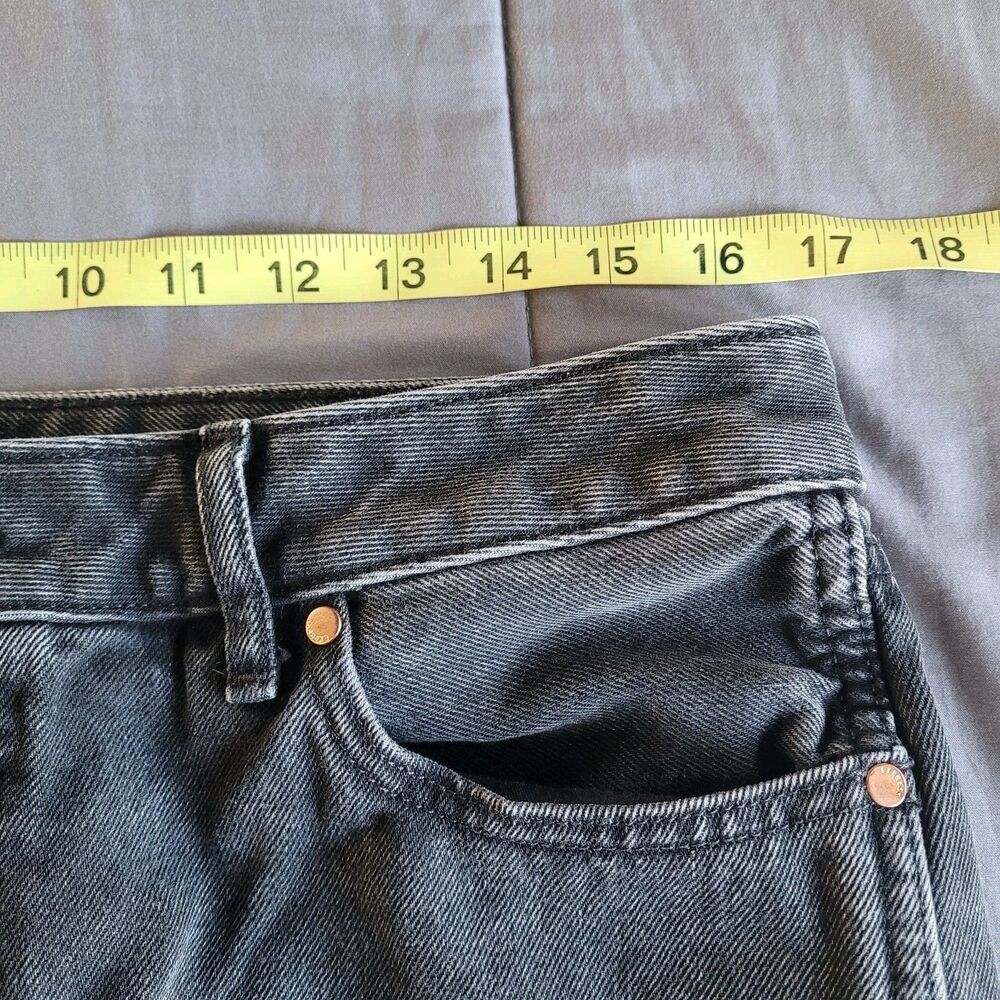 Express Jeans Womens Size 10 Low Rise Relaxed Straight Button Fly Faded Black - Picture 5 of 8